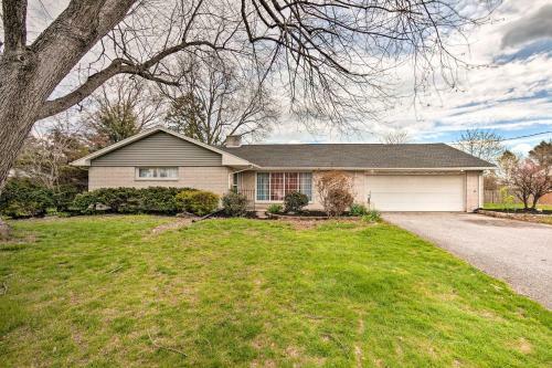 Updated Home With Pool Table About 4 Mi To Hershey!