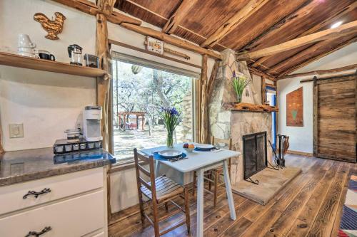 Unique Stay Historic Home Along Blanco River