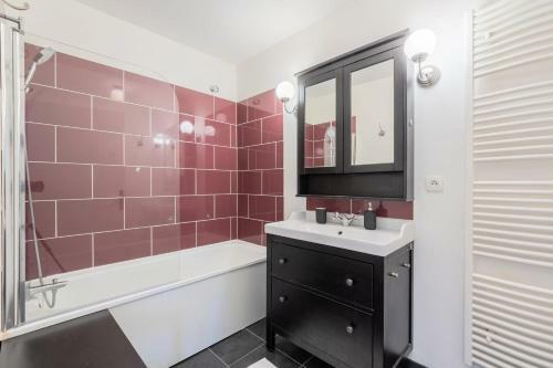 Euratechnologies - Superb Bright Apartment Parking And Balcony !