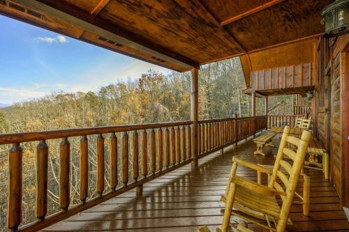 Orso's Cabin~ Views~location~theater~game Room~hot Tub~5 King Beds