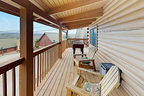 Deer Ridge Retreat