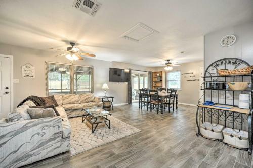 Quiet Canyon Lake Escape, 1 Mi To Boat Ramp!