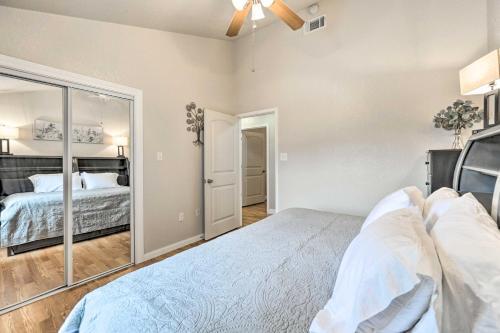 Cozy Canyon Lake Abode Less Than 1 Mi To Boat Ramp!