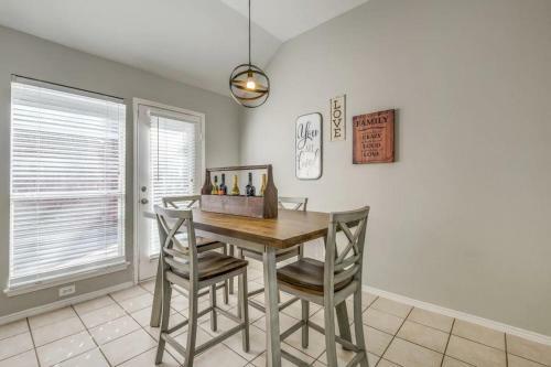 Spacious & Cozy Frisco Bling Home