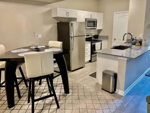 Lovely Hometown Apartment