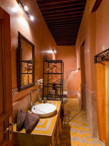 Riad Riyad Al Atik