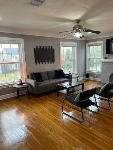 Apartamento 1200 Sf Urban Retreat Fast Wifi