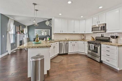 Entertainment Dream Large Home With 7 Bedrooms Sleeps 20+