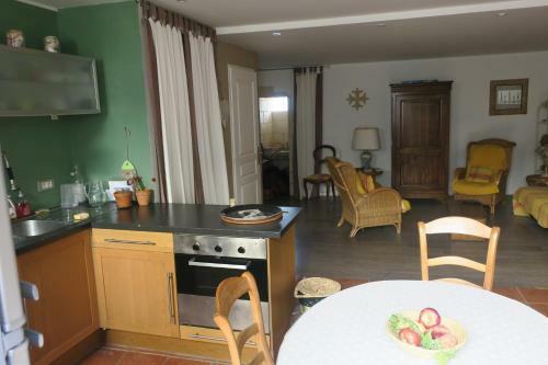 Maison de Ville Au C?ur Du Vieux-m�ze