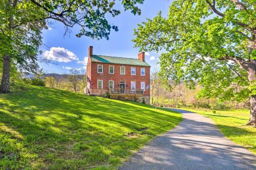 Historic Hammond House With Wine Country View