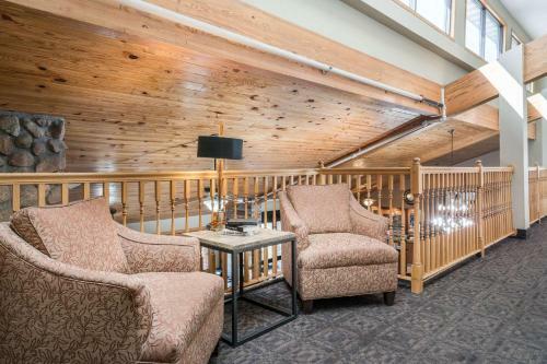 Hotel Americinn Lodge & Suites - Bismarck