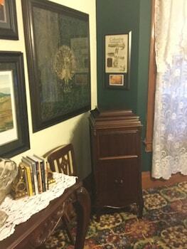 Bed & Breakfast Spurs N Lace Inn