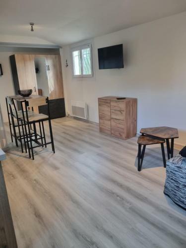 Apartamento Studio En Rez De Jardin