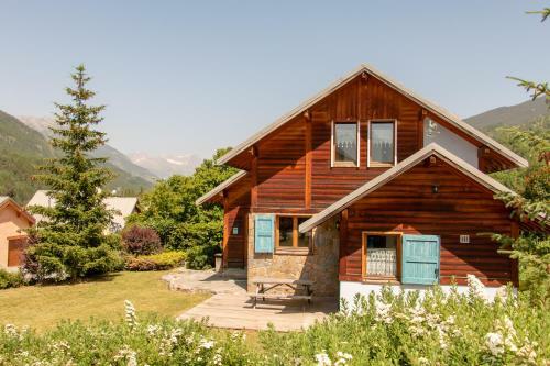 Chalet Premium -acc�s Pied de Piste En Navette