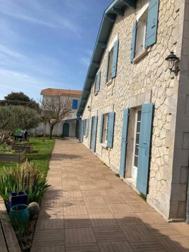 Spacieuse Villa � 100m de La Plage de St Palais Sur Mer