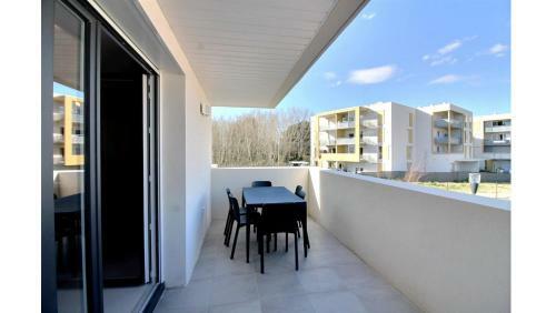 Apartment For 6 People In A Secure Residence