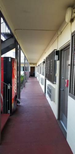 Astro Motel