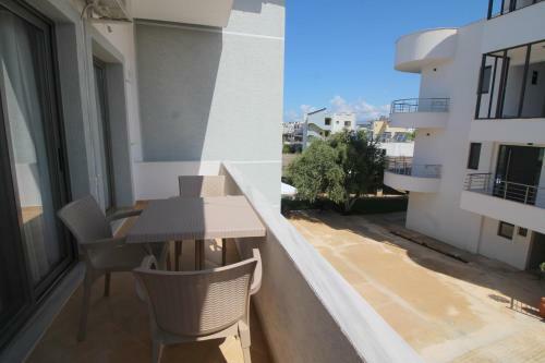 Erjon Apartments