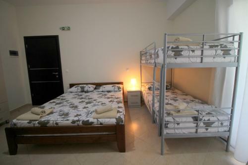 Erjon Apartments