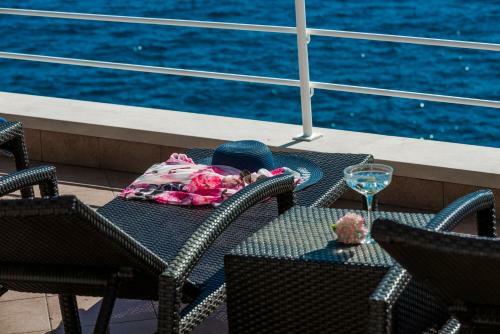 Villa K Dubrovnik - Five Bedroom Villa With Private Sea Access