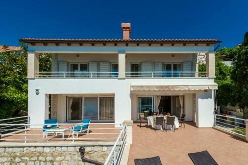 Villa K Dubrovnik - Five Bedroom Villa With Private Sea Access
