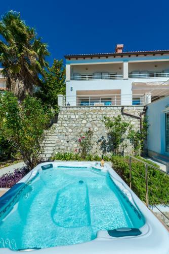 Villa K Dubrovnik - Five Bedroom Villa With Private Sea Access