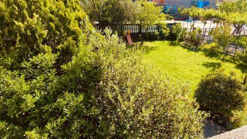 Garden View Guestroom
