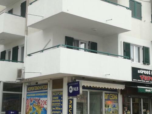 Verde Apartment