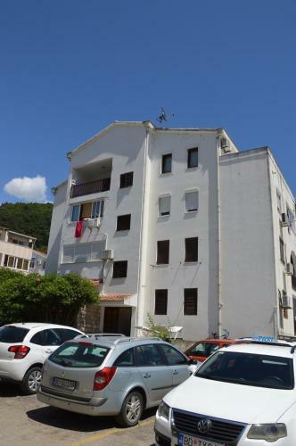 Vucic Apartment