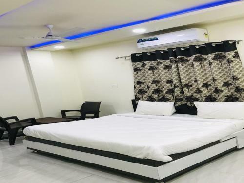 Oyo 86800 Hotel Knights Stay Inn