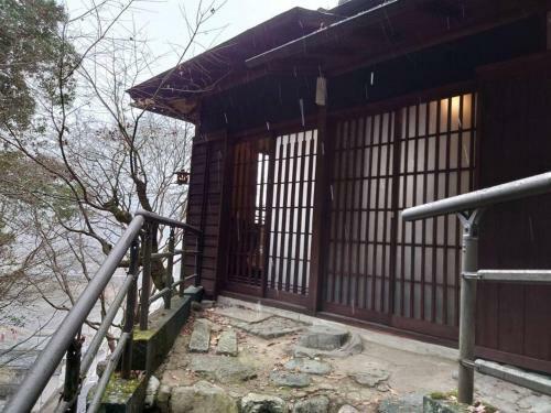 Nara Yoshino, A Hideaway With A Superb View