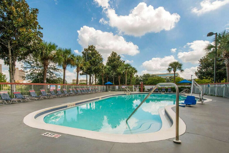 Hotel Comfort Inn & Suites Universal - Convention Center