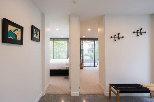 Luxury Wanaka Villa- Stunning Views-walk To Town