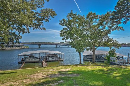 Apartamento Lakefront Hot Springs Condo With Patio And Pool!
