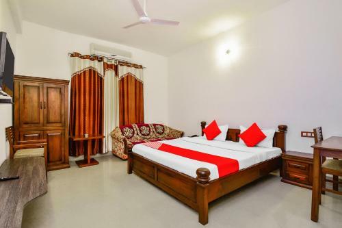 Oyo 28737 Hotel Mayur