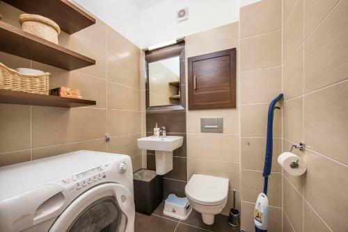 Apartman Viktoria, Apartment House Oliver