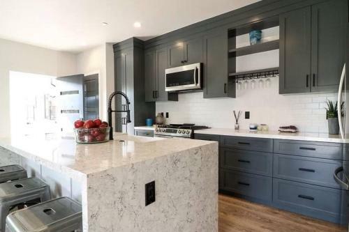 Centrally Located La Designer Home W 360 Roof Deck