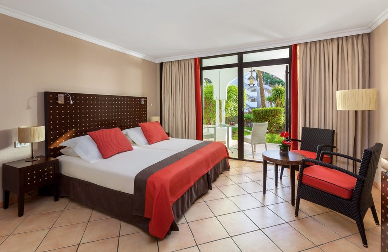 Hotel Seaside Sandy Beach