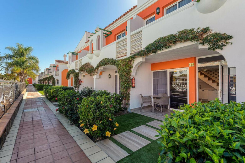 Apartamentos Cordial Green Golf