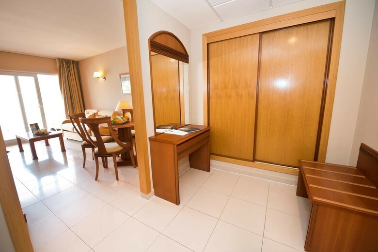 Hotel Bahia Tropical