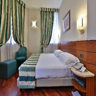 Hotel Mirage