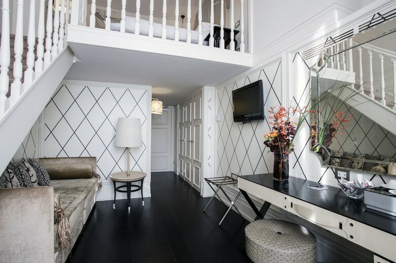 Hotel Castille Paris