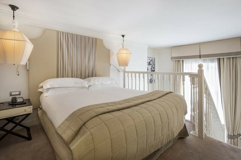Hotel Castille Paris