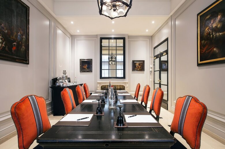 Hotel Castille Paris