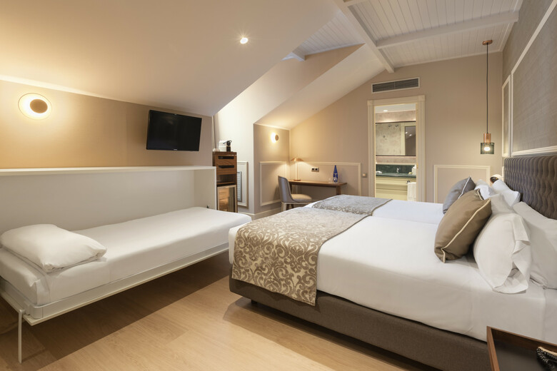 Hotel Catalonia Las Cortes