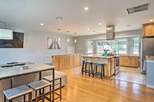 Charming Colorado Springs Home With Game Room!