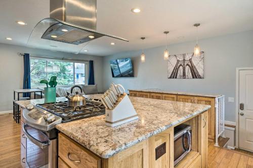 Charming Colorado Springs Home With Game Room!