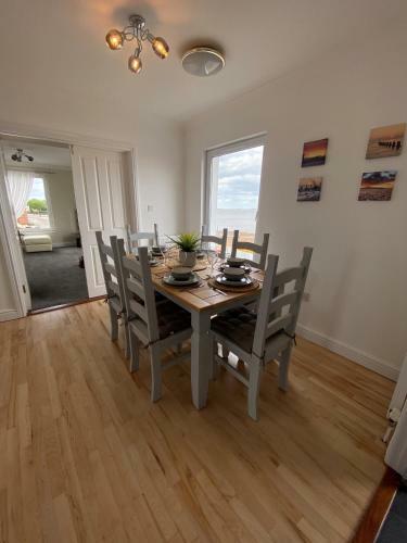 Apartamento Eastcliffe Penthouse, 2 Bed/bathroom With Parking.