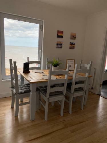 Apartamento Eastcliffe Penthouse, 2 Bed/bathroom With Parking.