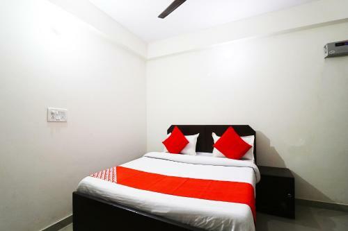 Hotel Oyo 60914 Crb Palace
